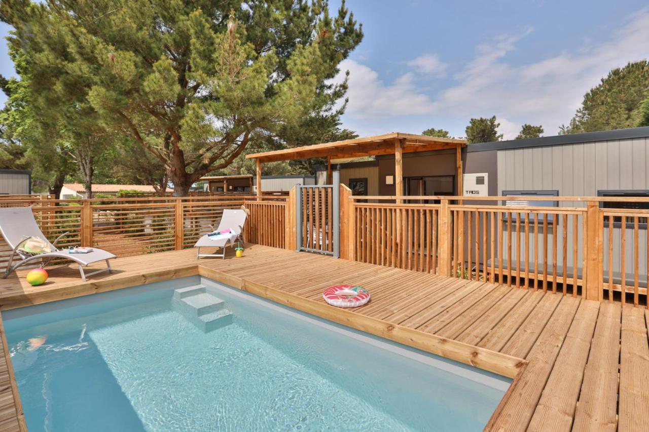 Camping Les Peupliers La Flotte Exterior photo